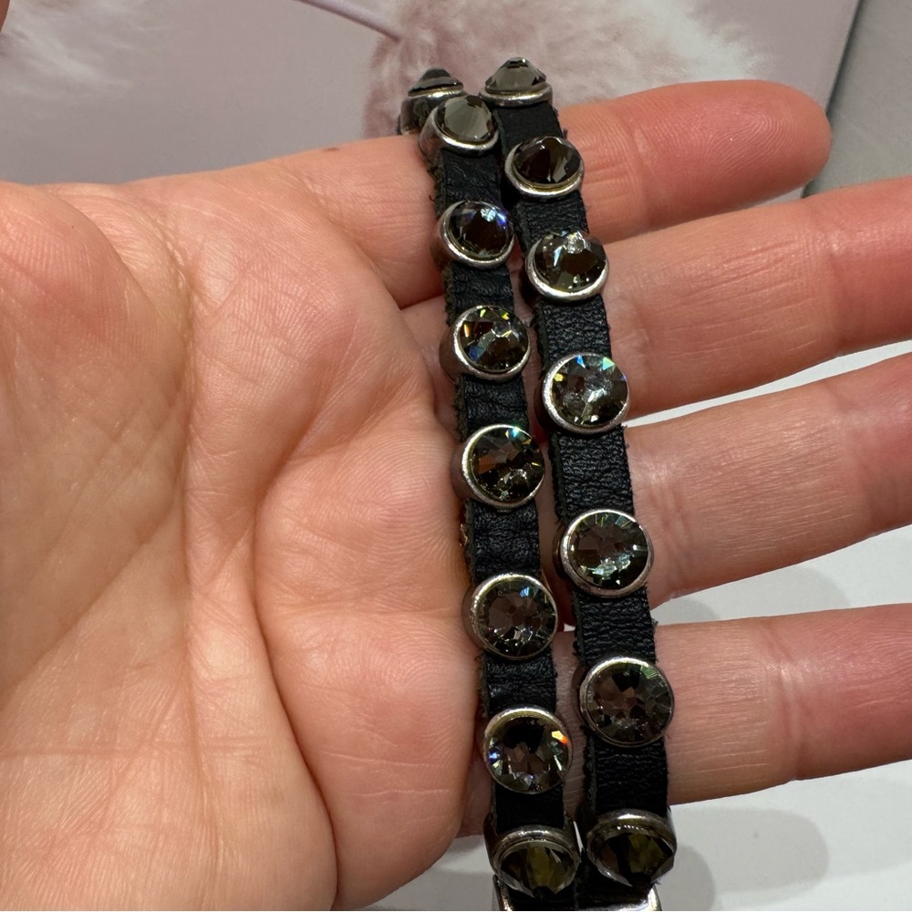 HEET Rockstar Designer Bracelet 2
Black Leather Straps 18 Swarovski
Crystals - Picture 7 of 9